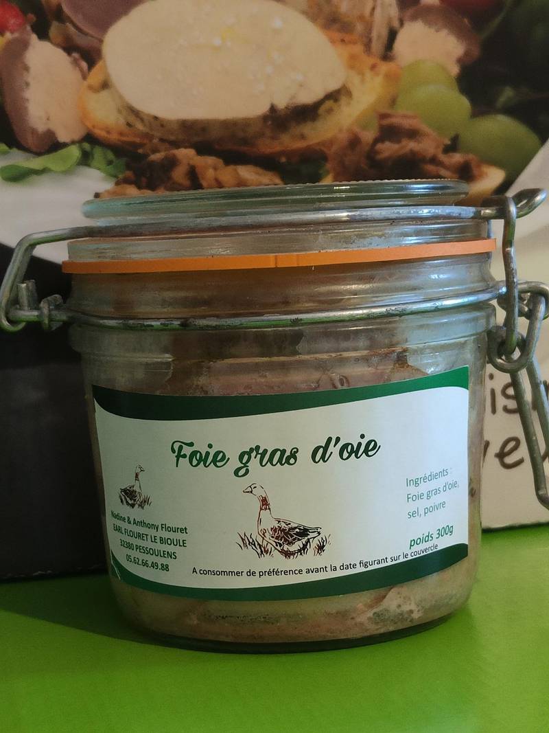 Foie gras d'oie entier 300g ( 7 à 8 personnes)